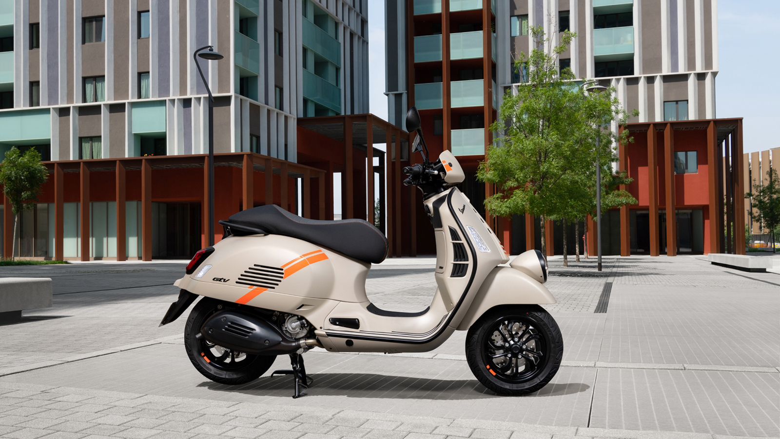 Νέα Vespa GTV: Η ισχυρότερη και η πιο σπορ Vespa είναι εδώ  