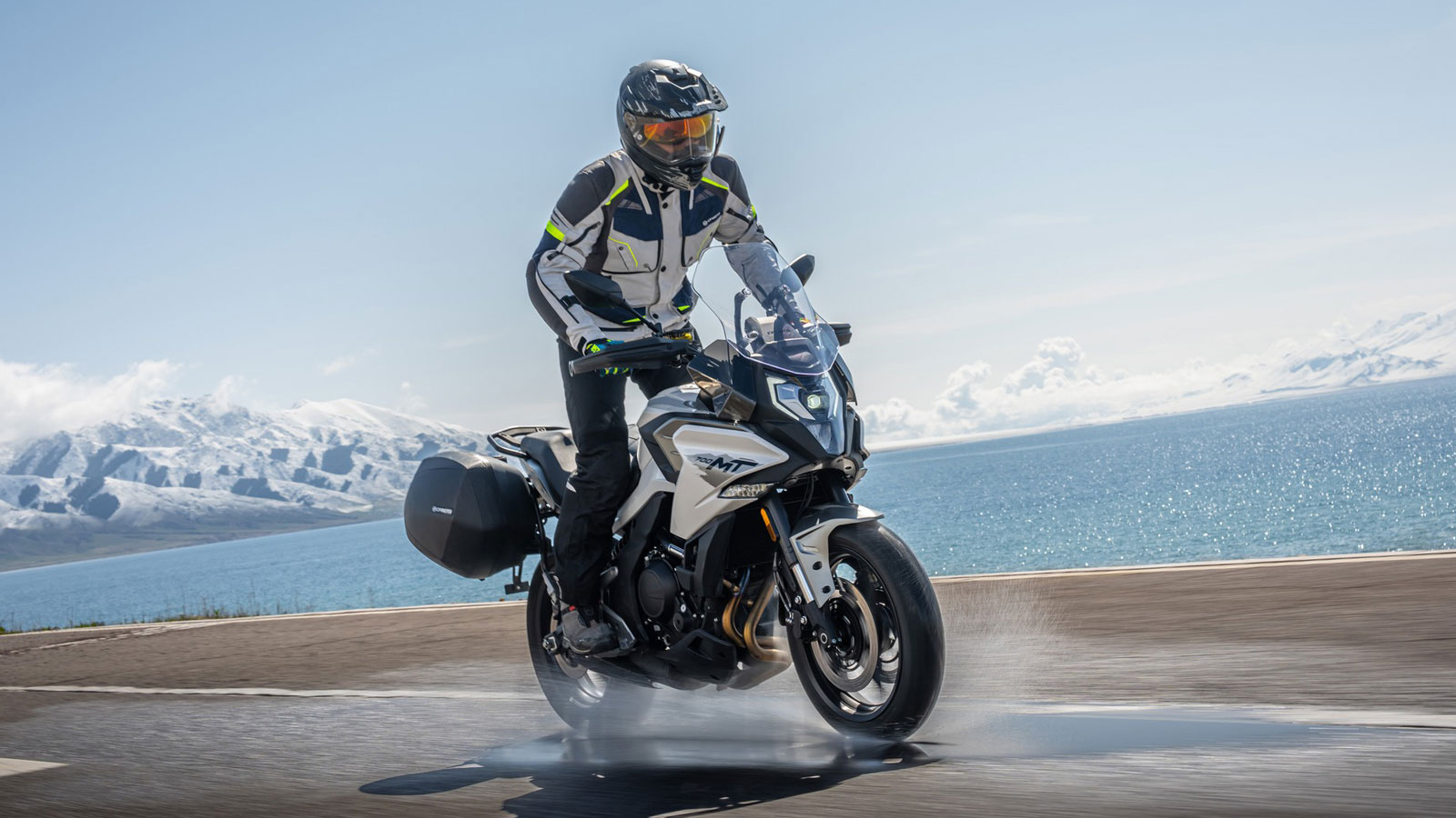 CFMOTO 700MT: Με πλούσιο εξοπλισμό στα 6.590 ευρώ!