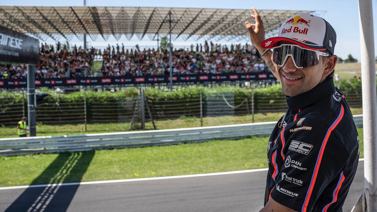 Απόλαυσε το MotoGP στο Misano με το Aprilia Stand