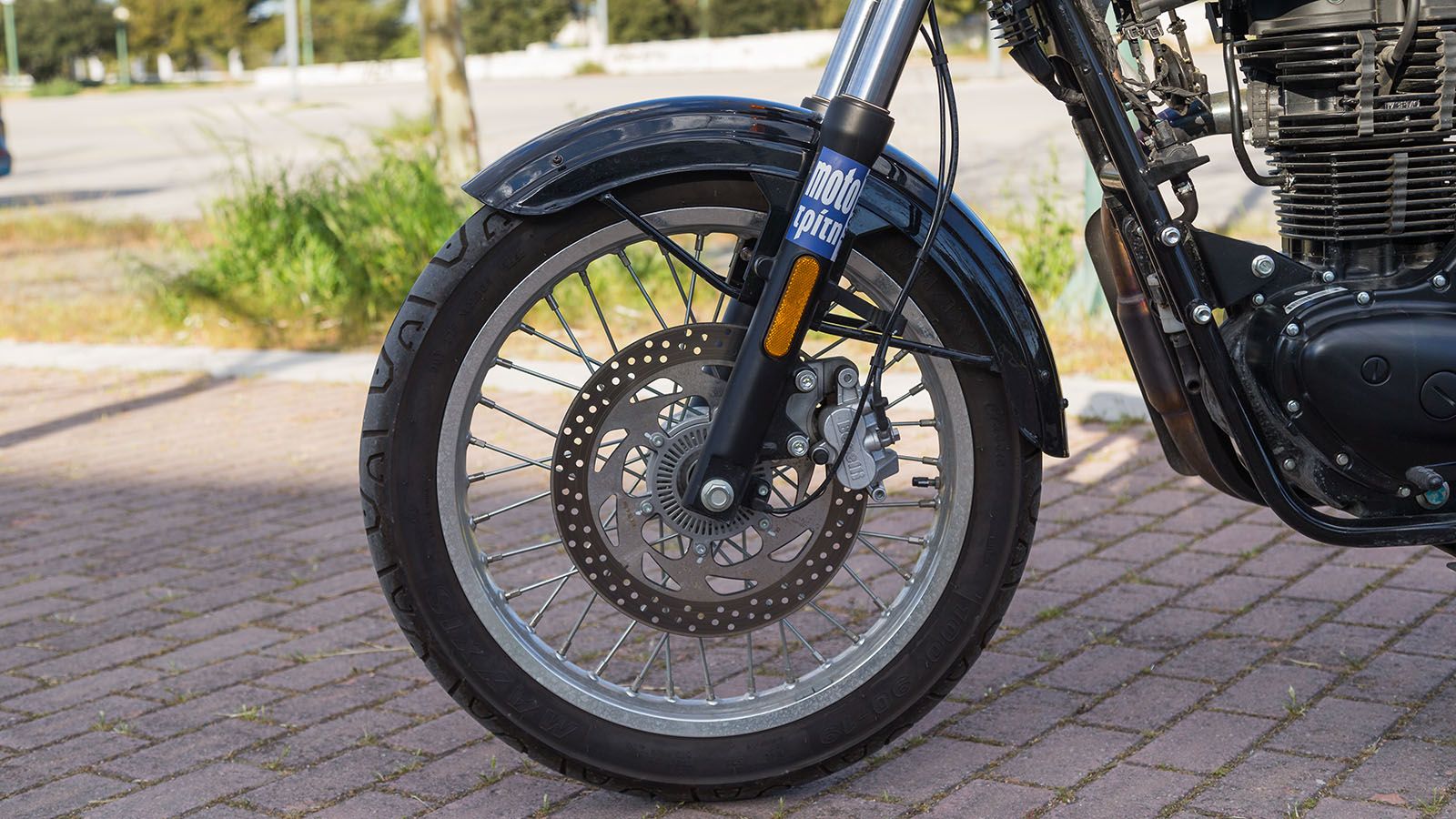  Benelli Imperiale 400: Σύγχρονα σωθικά με αυθεντική Vintage εμφάνιση