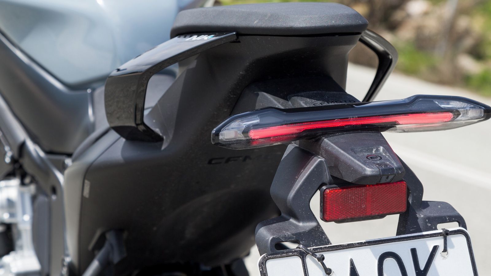 CFMOTO 675NK