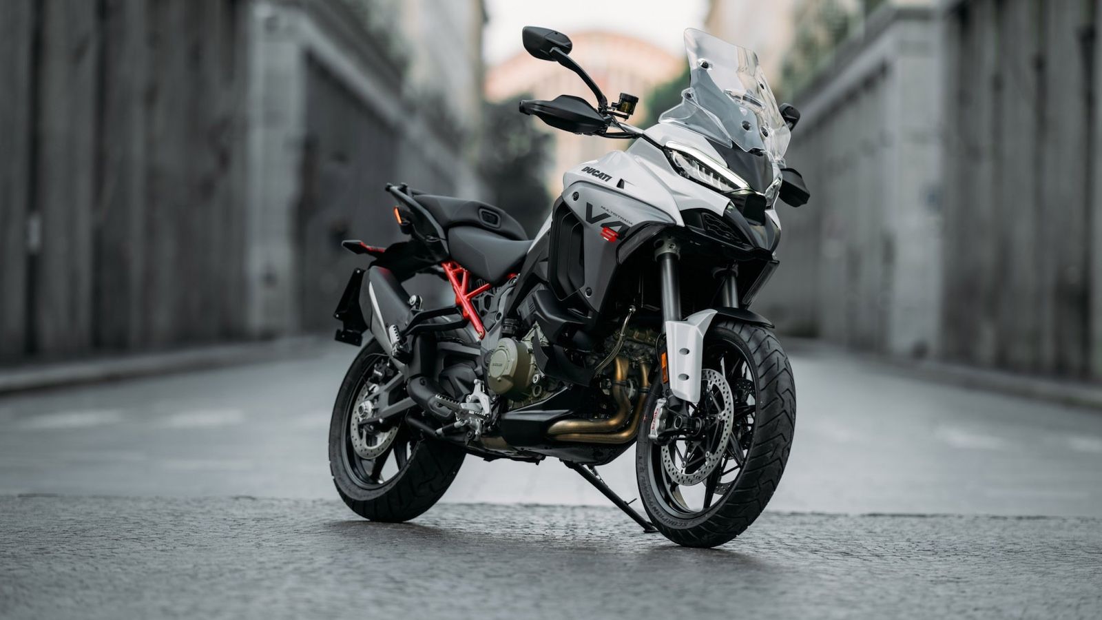 Ducati Multistrada V4: Τα όνειρα κοστίζουν φθηνότερα