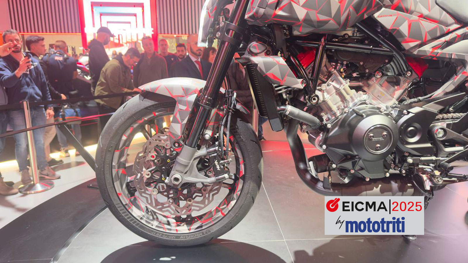 EICMA 2025 - Honda V3R 900