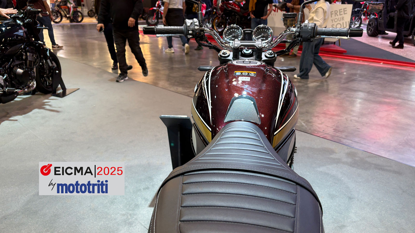 EICMA 2025 - Kawasaki Z900 RS 2026