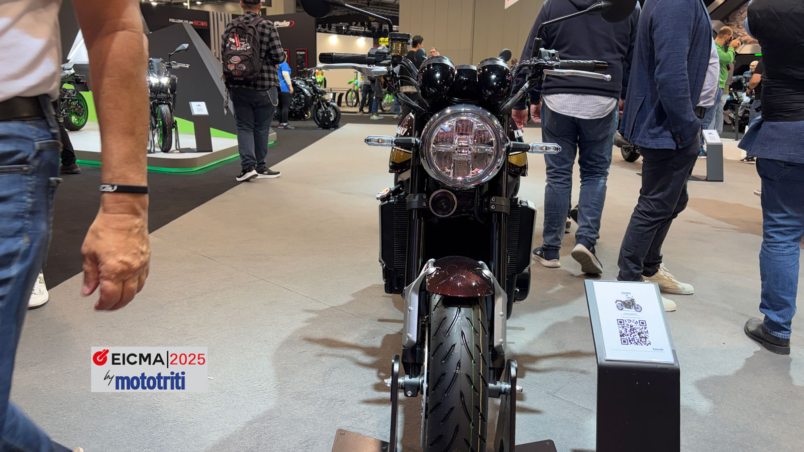 EICMA 2025 - Kawasaki Z900 RS 2026