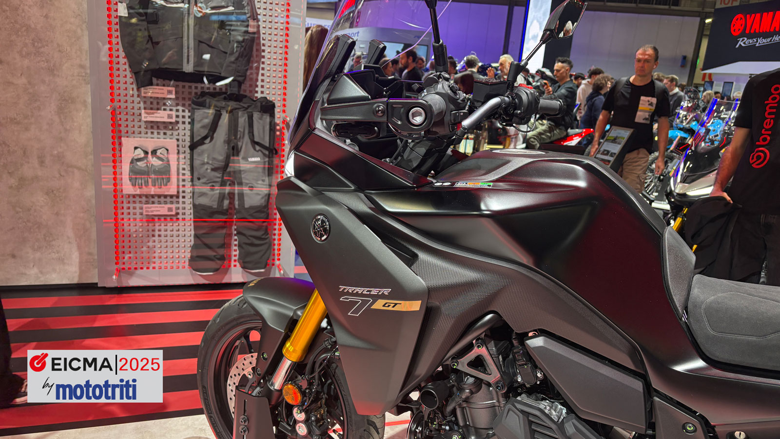 Οι Yamaha Tracer 7 Y-AMT και Tracer 7 GT Y-AMT θα είναι διαθέσιμες από τον Ιανουάριο του 2026 στις ευρωπαϊκές αγορές, σε δύο εκδόσεις ισχύος (72,4 hp και 35 kW A2). 