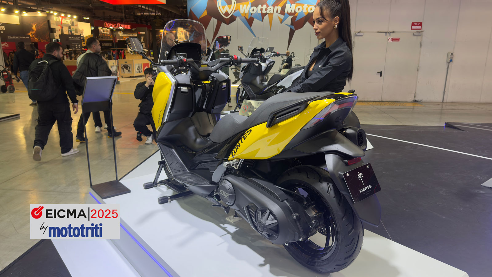 Η πλατφόρμα “552” βασίζεται σε μια εντελώς νέα δομή, όπου ο δικύλινδρος κινητήρας είναι τοποθετημένος κεντρικά στο πλαίσιο. Η CVT μετάδοση λειτουργεί ως ένα από τα δύο μπράτσα του ψαλιδιού