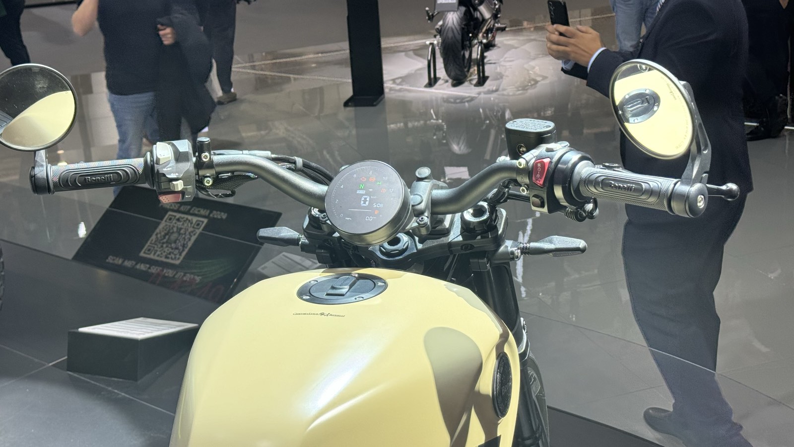 EICMA 2024: Benelli Leoncino Bobber 400