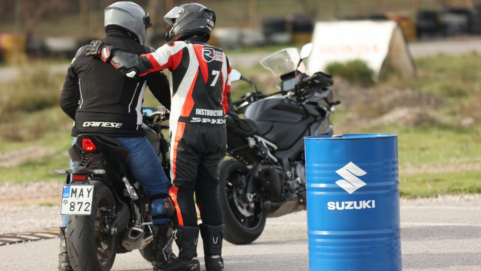 Suzuki και Χούντρας πάνε την οδηγική ασφάλεια ένα βήμα πιο μπροστά