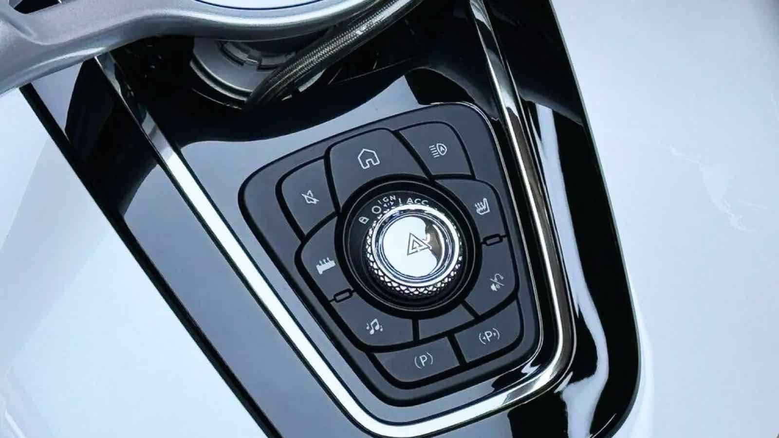 Souo S 2000: Boxer 8-κύλινδρη από Κίνα ―τι άλλο θα δούμε;