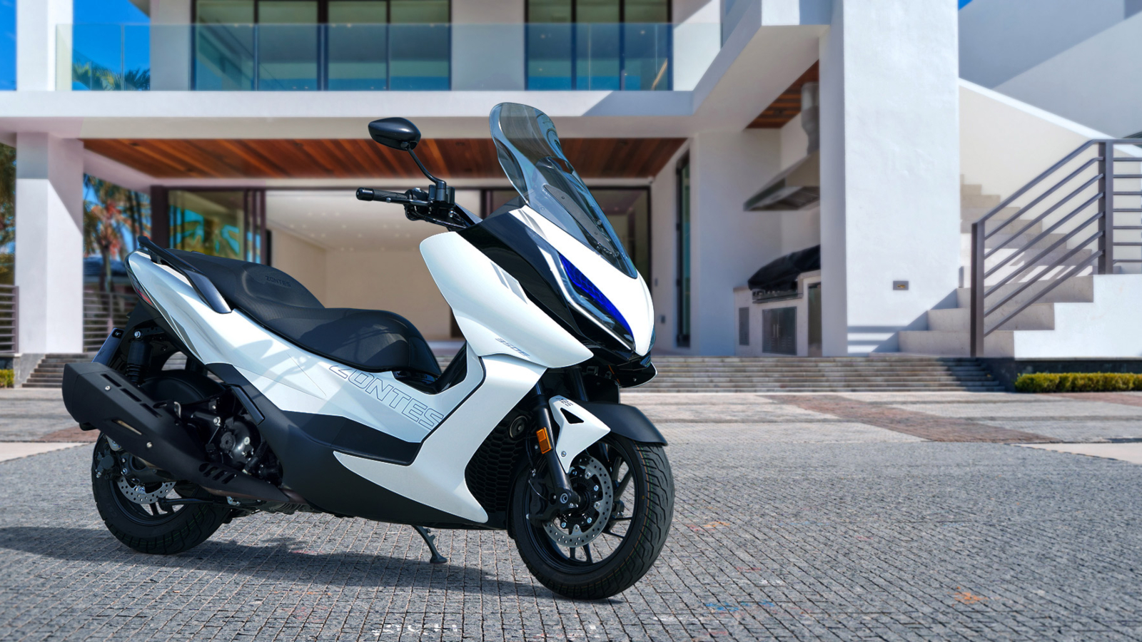 6 Μεσαία scooter με αυτονομία πάνω από 300 χιλιόμετρα 