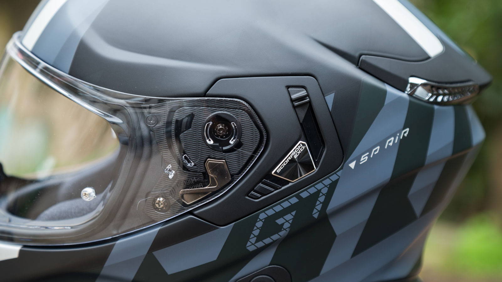 Test Scorpion EXO-GT SP Air: «Φουσκώνει» την ασφάλεια... με σύστημα Air-Fit