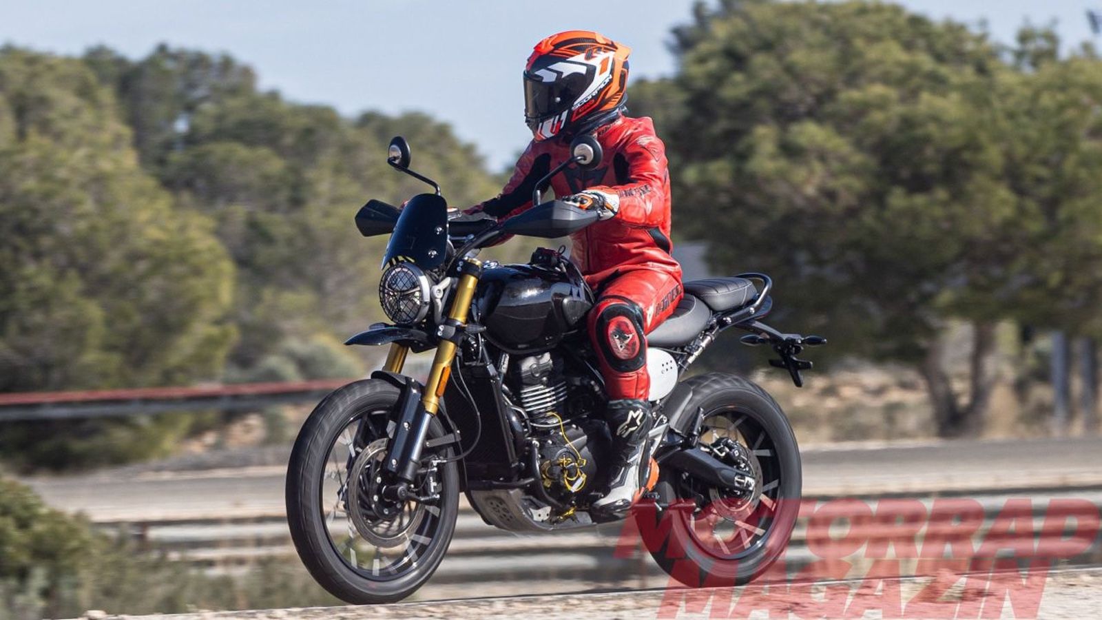 Triumph Speed 400 RR & Scrambler 400 XE: Ελαφρύτερες με νέα περιφερειακά