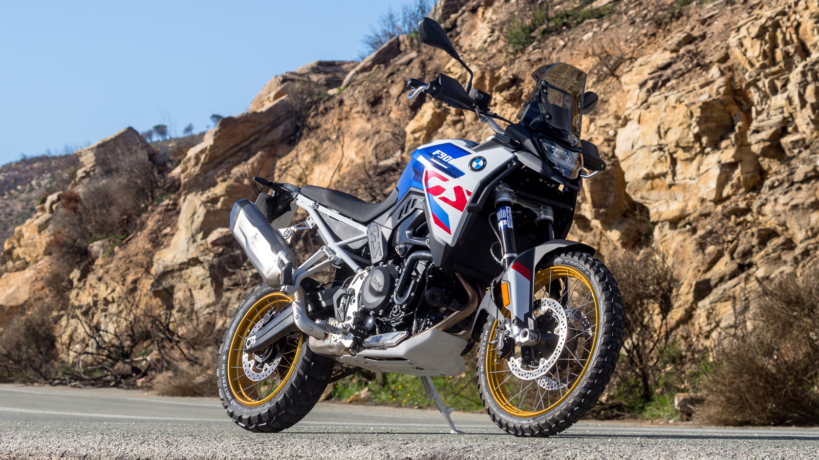 BMW F900 GS