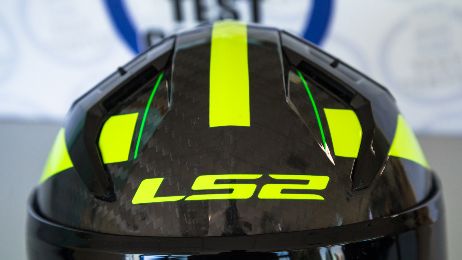Test LS2 Vector II Carbon: Το μοναδικό carbon στην Ελλάδα με 6 κελύφη 