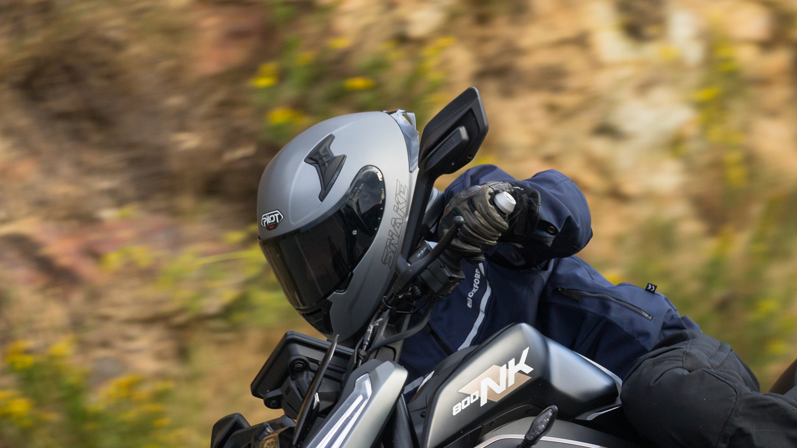 Test Pilot Snake SV