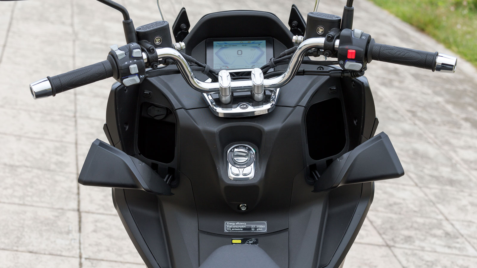 QJMOTOR MTX 125: Test