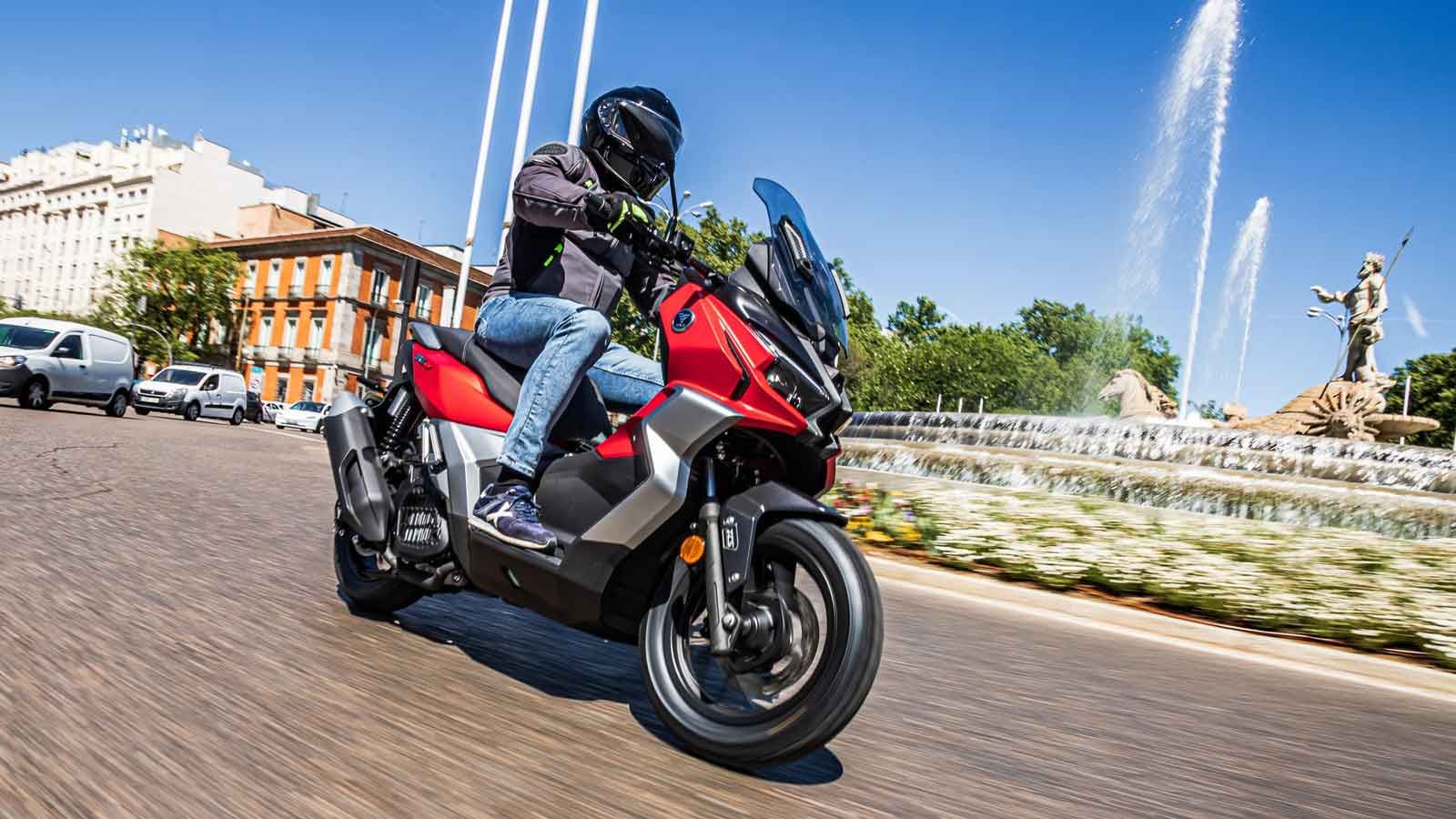 VOGE SR1 ADV