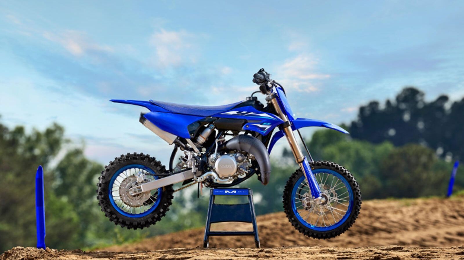 YZ85 και YZ65, τα οποία αποτελούν το αρχικό σχολείο της επόμενης γενιάς αναβατών motocross, με τεχνολογία βασισμένη στα μεγαλύτερα μοντέλα της Yamaha.