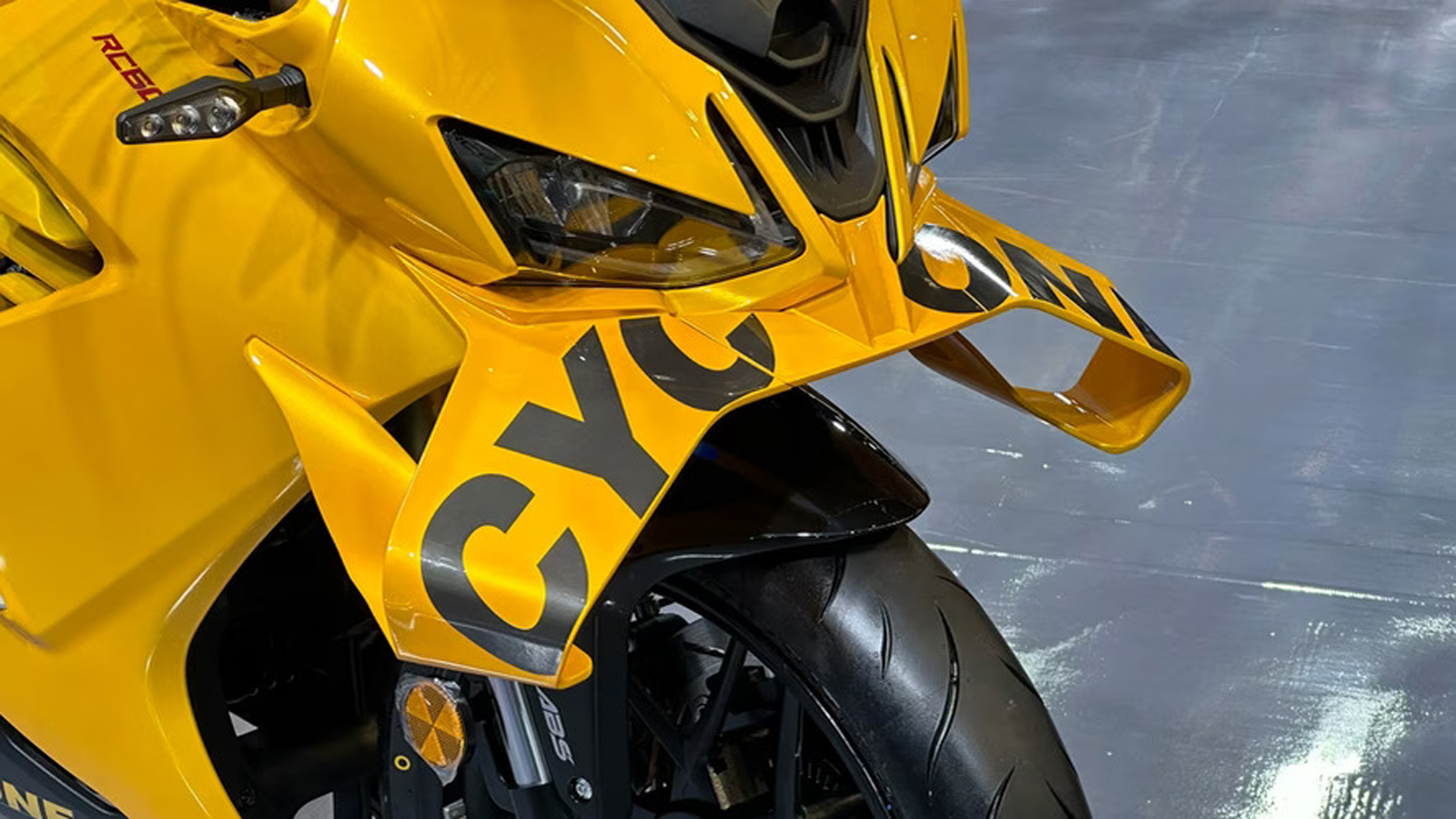 Με αεροδυναμικά φτερά εξοπλίζεται το supersport της Cyclone RC600