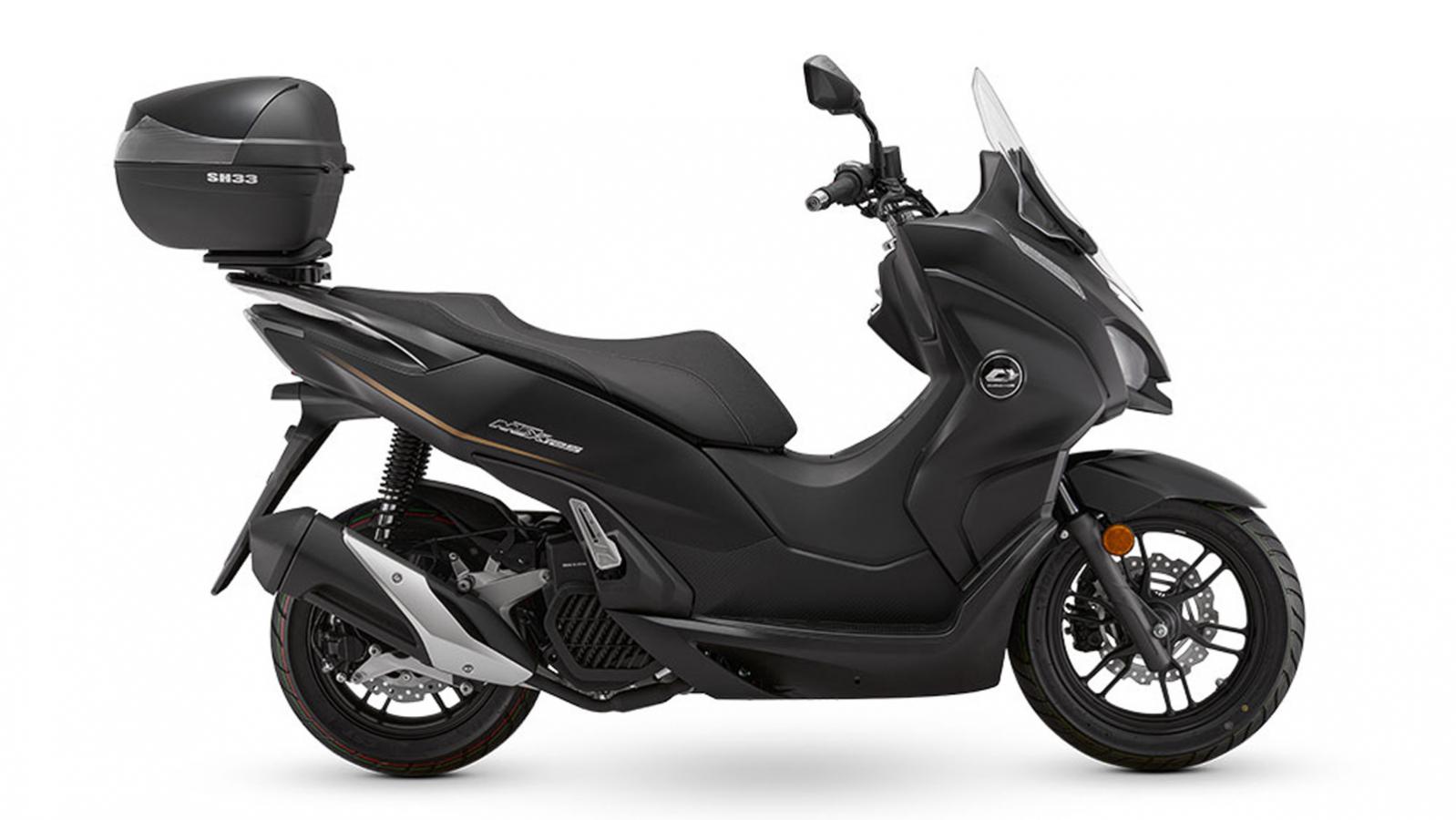QJMOTOR MTX125: Με κάμερα καταγραφής και ισχύ 15 ίππων