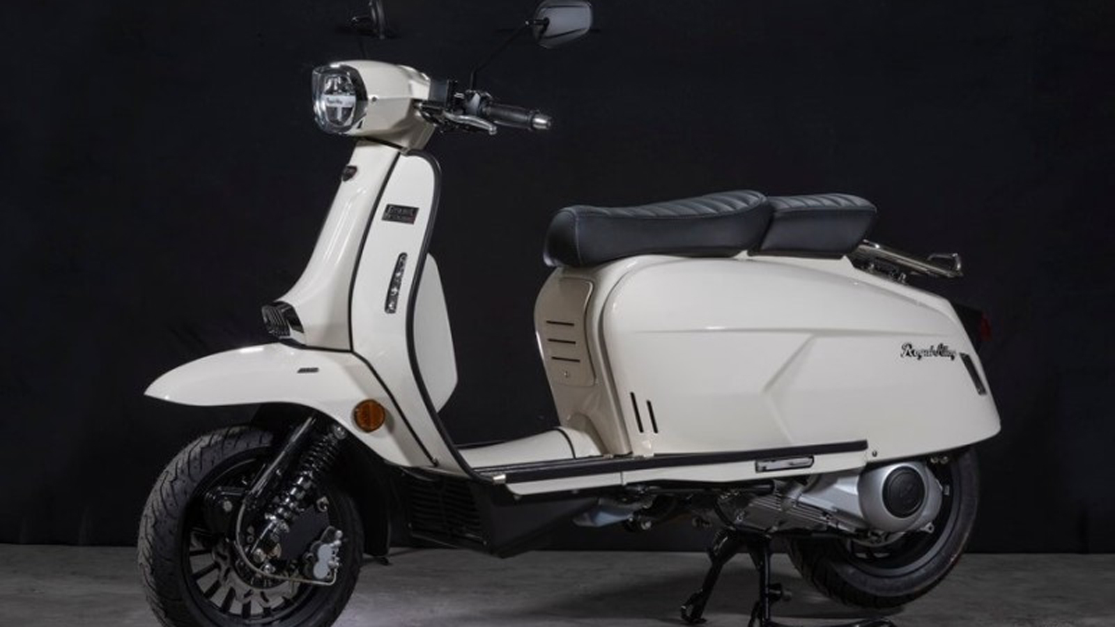 Royal Alloy GP300: Σπιρτόζες επιδόσεις και μεταλλική κατασκευή με ρετρό εμφάνιση 