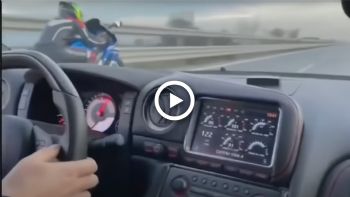 VIDEO: Nissan GT-R με τετραψήφια άλογα τα βάζει με μοτοσυκλέτα