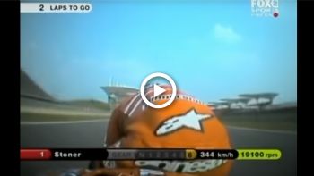 VIDEO: O μοναδικός Casey Stoner «σκίζει» την Ducati GP7