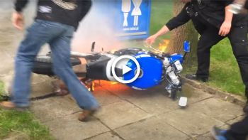VIDEO: Burnout μέχρι ολικής αναφλέξεως σε μοτοσυκλέτα