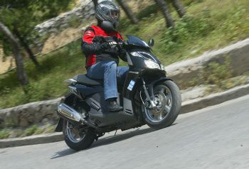 : Aprilia Sportcity 250