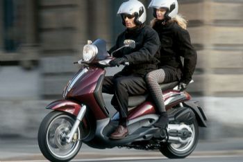 : Piaggio Beverly 500  2004