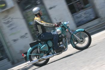 : Royal Enfield Classic EFI 500 