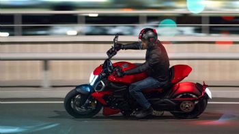 Ducati Diavel V4 RS 2026: Έρχεται με 209 ίππους και νέα εξάτμιση