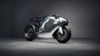 Full Metal Monster 821:    Ducati   o  