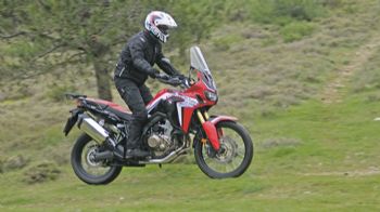 ������: Honda Africa Twin CRF1000L