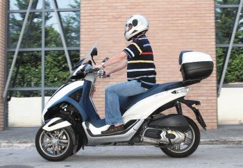 ������ ���������: Piaggio MP3 Yourban LT
