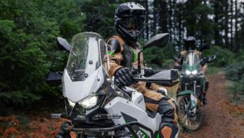 Kawasaki KLE 500 2026:       Adventure