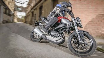 ��������: Yamaha MT-125