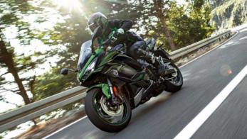     Kawasaki Ninja 1000SX  2023 