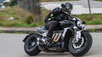 Test Triumph Rocket 3:      