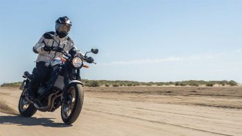 �������� �������: Yamaha XSR 700 XTribute