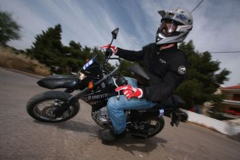 ������: Kawasaki D-Tracker 125