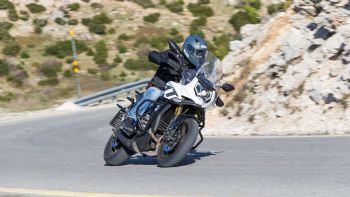 CFMOTO 650MT - Test: - 650 !