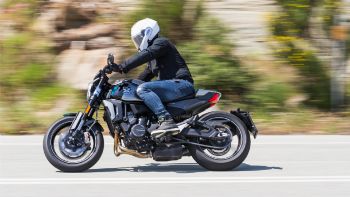 CFMOTO 700CL-X Sport - Test:  money,  honey! 