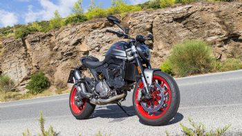 Ducati Monster 2021 Test - �������� ��������