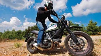 Ducati Scrambler Ur. Enduro: Ξεχωριστό και παιχνιδιάρικο