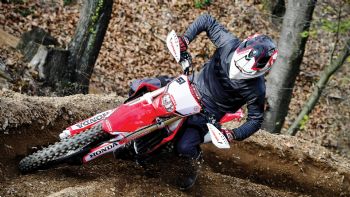 A������� ������: Honda Red Moto CRF-RX 