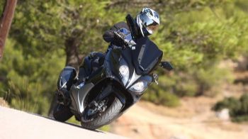 ����� ���������� - Kymco Xciting 400i