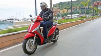 Piaggio Medley:     ! 