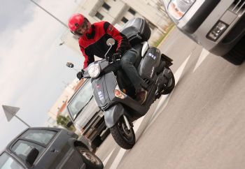 : Kymco Like 200i